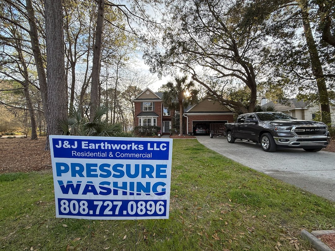Expert Gutter Cleaning in Charleston National – Protecting Homes in Mount Pleasant, SC