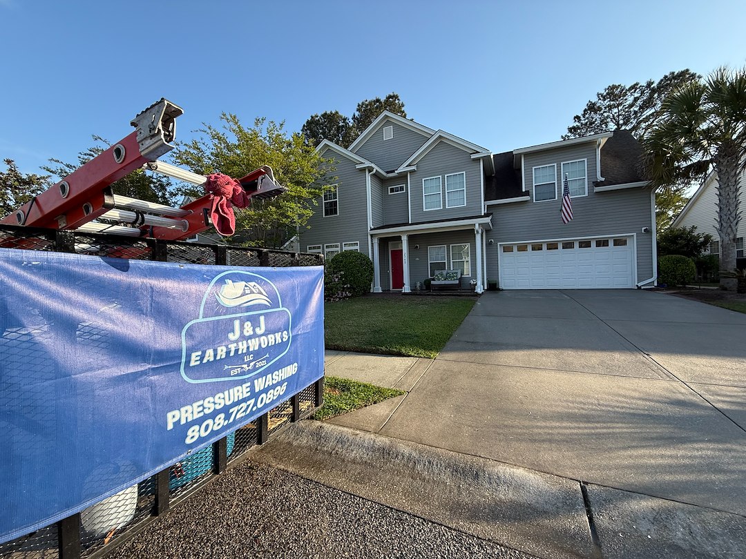 House Washing, Driveway Pressure Washing & Gutter Cleaning in Park West – Mount Pleasant’s Trusted Exterior Cleaning Experts