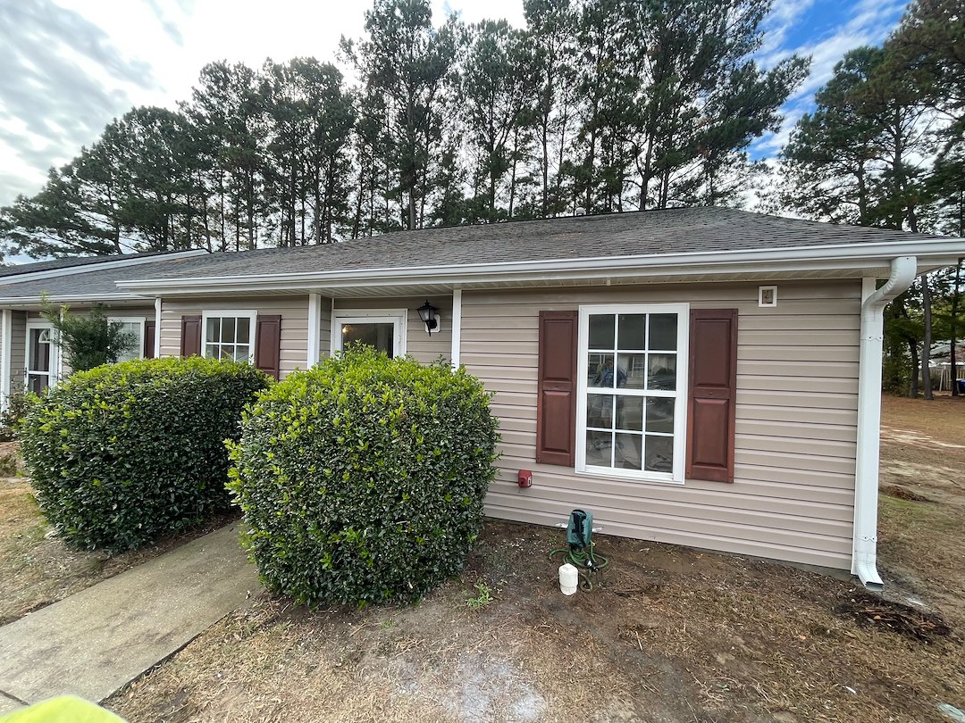 J&J Earthworks Excels in Gutter, Roof, and House Cleaning Services on James Island