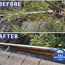 Professional-House-Washing-Gutter-Cleaning-Driveway-Pressure-Washing-in-Park-West-Mount-Pleasant 2