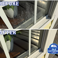 Professional-Window-Cleaning-in-Hamlin-Plantation-JJ-Earthworks-Delivers-Streak-Free-Shine 1