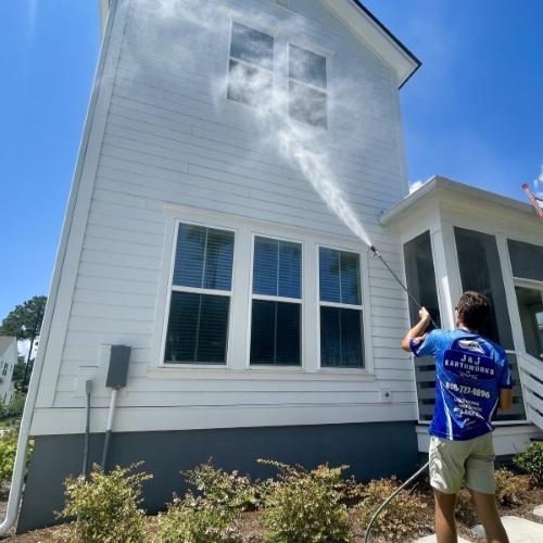 Top 5 Reasons To Invest In Professional Pressure Washing For Your Mount Pleasant Home